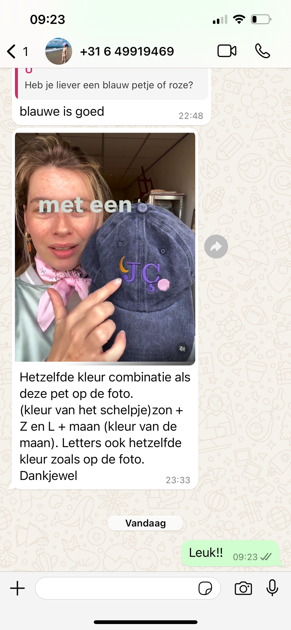 Petje + bandana = 45 + 6,95 verzending = 51,95 euro