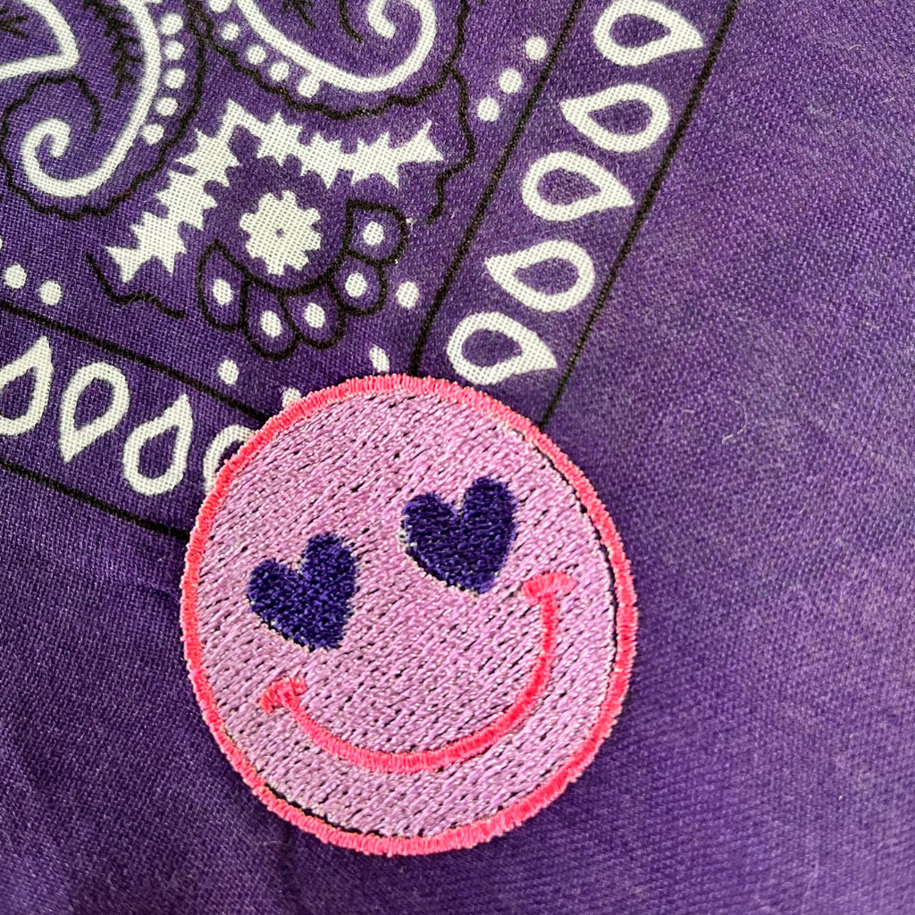 Knotted purple bandana smileys