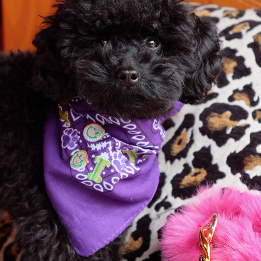 Purple bandana with dog design | Designed by Femke